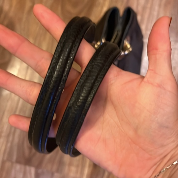 Coach authentic leather purse with straps. - Picture 5 of 7